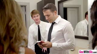 Sexy adolescenti Ms Faris și Whitney Wright bucurat hardcore threesom sex dupa ce au supt pula Sexy adolescenti Ms Faris și Whitney Wright bucurat hardcore threesom sex dupa ce au supt pula