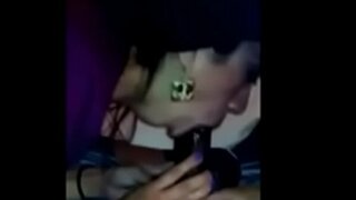 NAJLEPSZE z OBU ŚWIATÓW! Hiszpanka i azjatycka dziwka zorganizowali dziki seksowny trójkącik z Bbc