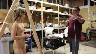 كريستي الحب عارية القيود الأسلحة مرتبطة الثدي