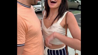 Toute la SCÈNE de la Petite Teen Babe Avi l&#039;Amour se fait Défoncer par un Nouveau Copain